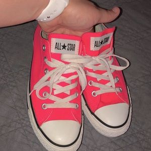 Hot pink Converse